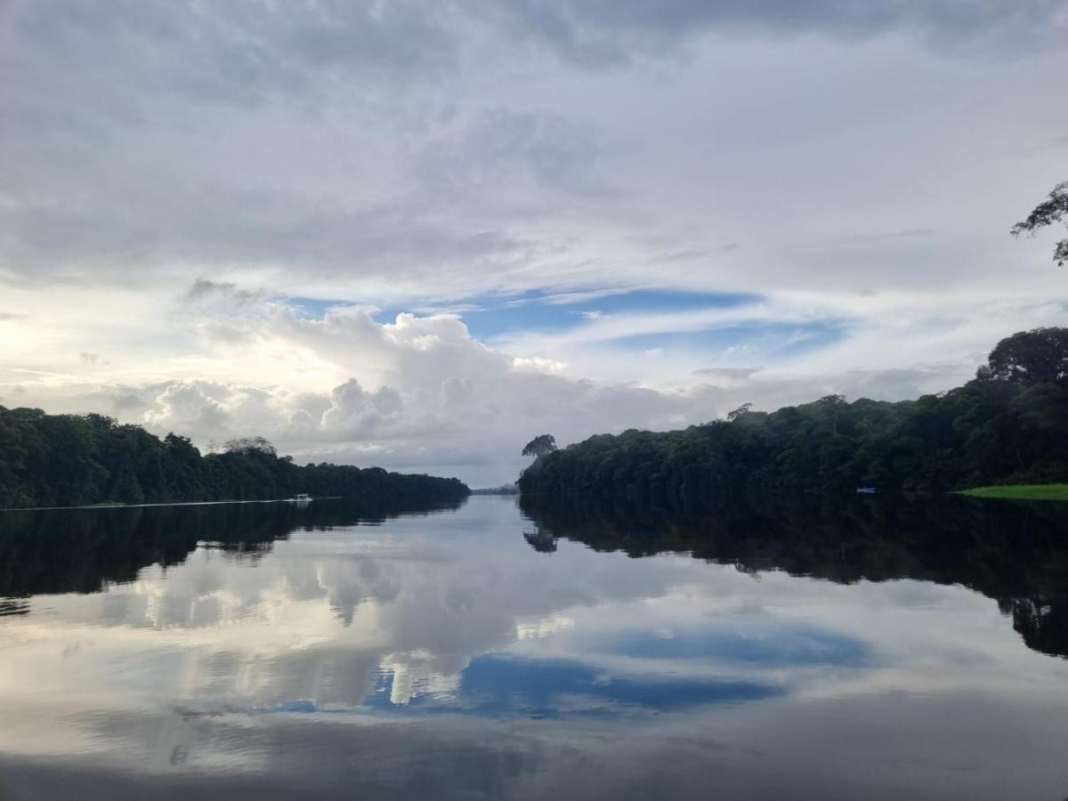 Micheck Beach House Appartement Tortuguero Buitenkant foto