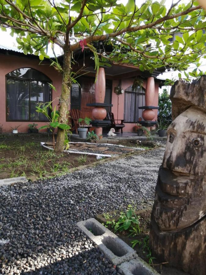 Micheck Beach House Appartement Tortuguero Buitenkant foto